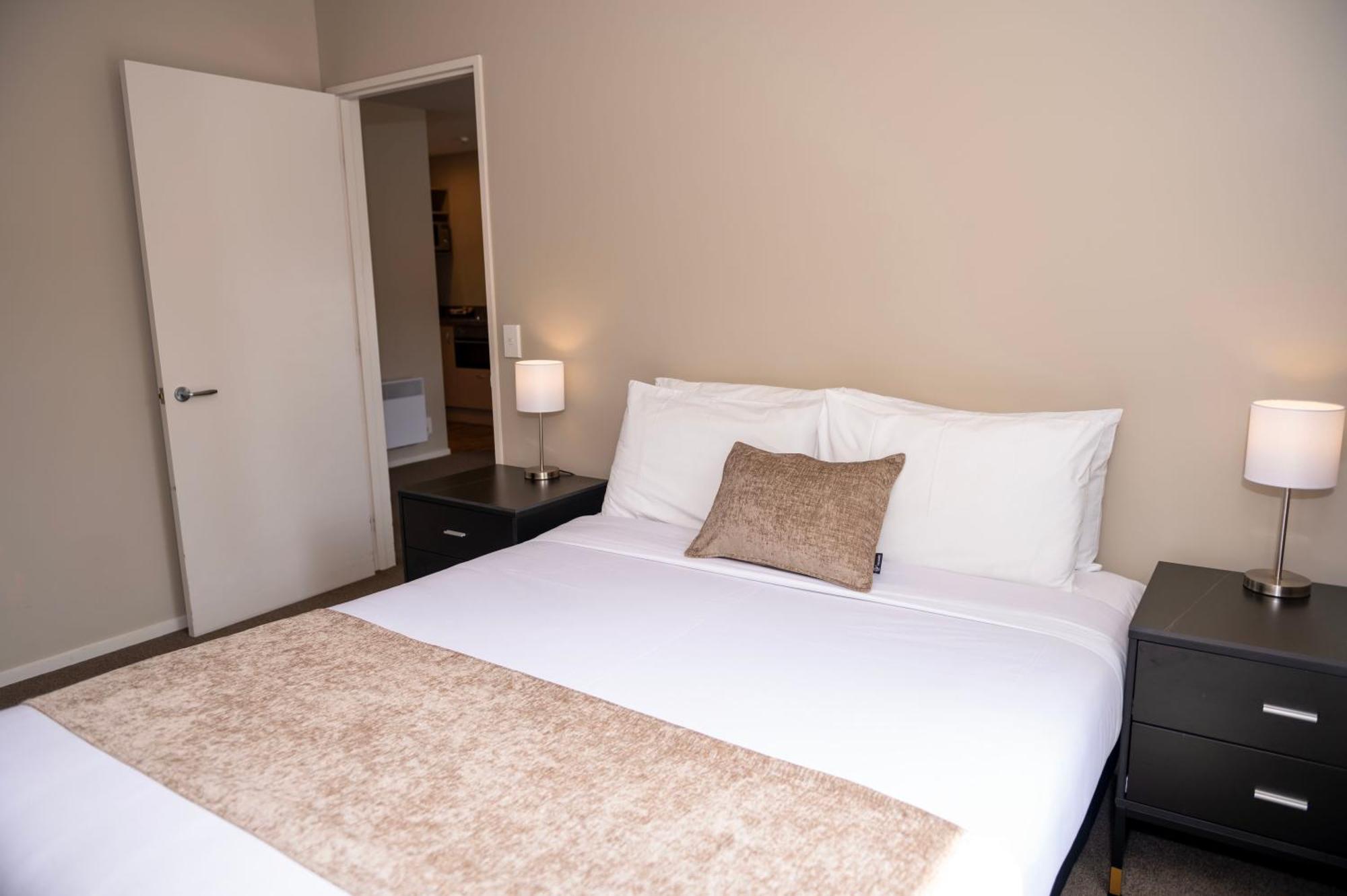 58 On Cron Motel Земля Франца-Иосифа Экстерьер фото